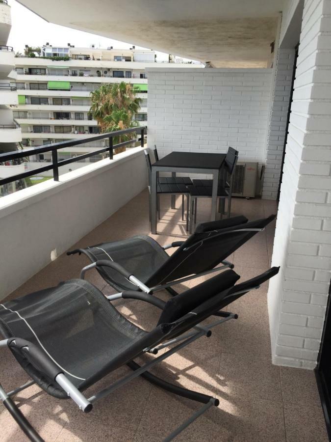 Bonito Y Acogedor Apartamento Con Fibra Salou Bagian luar foto